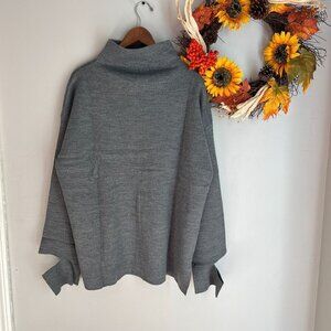 Evident Turtleneck Knit Sweater Top Medium Heather Gray Cut Sleeve